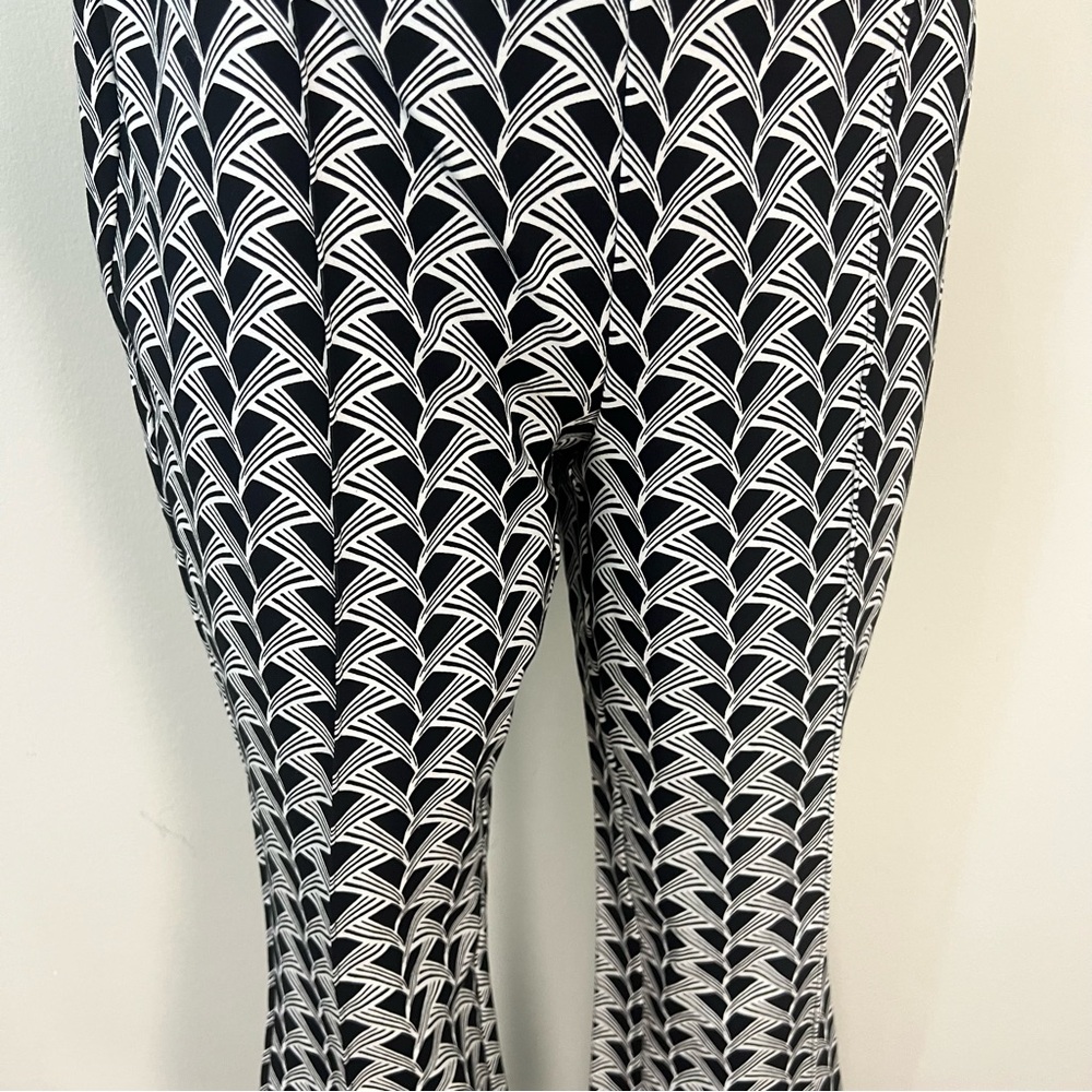 Anthropologie x Maeve Margot Kick Flare Cropped Pants Black White Pattern Size S - Picture 6 of 8